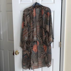 Size M/L Altar’d State sheer kimono